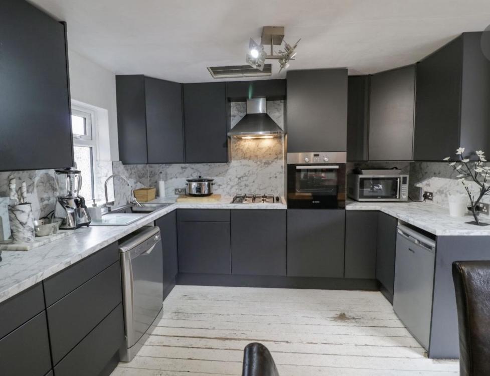 Lovely Comfortable 3 Bed Home, וורצ'סטר מראה חיצוני תמונה